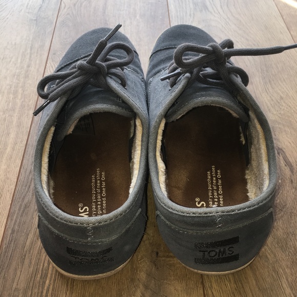 Toms - Picture 2 of 6